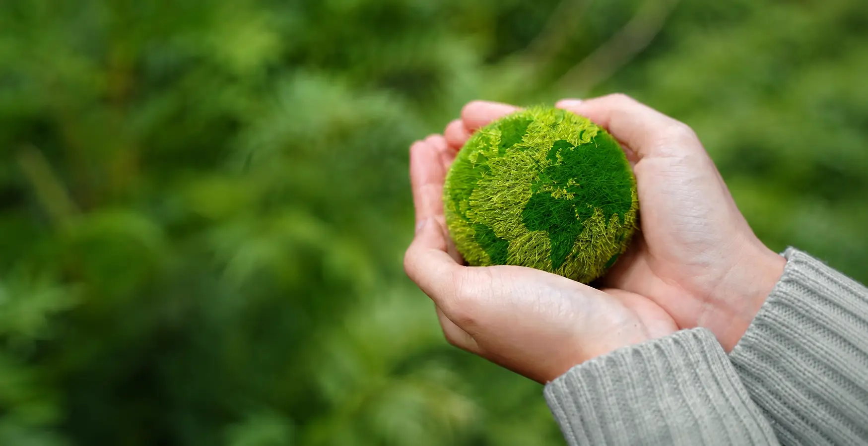 NAVA’s Dedication toSustainable LivingShaping a brighter future with carbon-free heat recoveryinnovations, allowing your living spaces and nature tothrive in harmony.